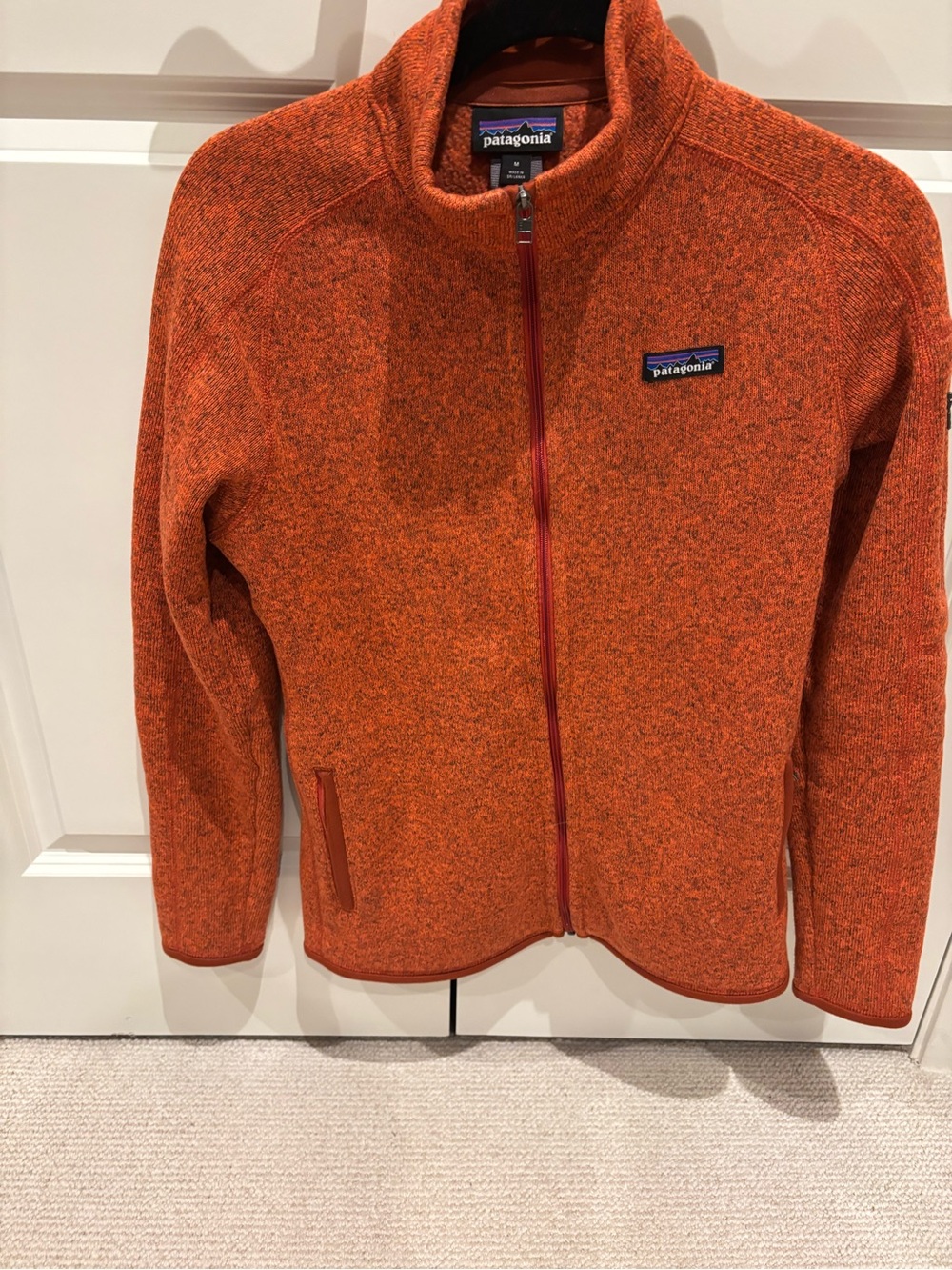 Patagonia women’s Orange Full-Zip Fleece Jacket/ sweater/ sportswear